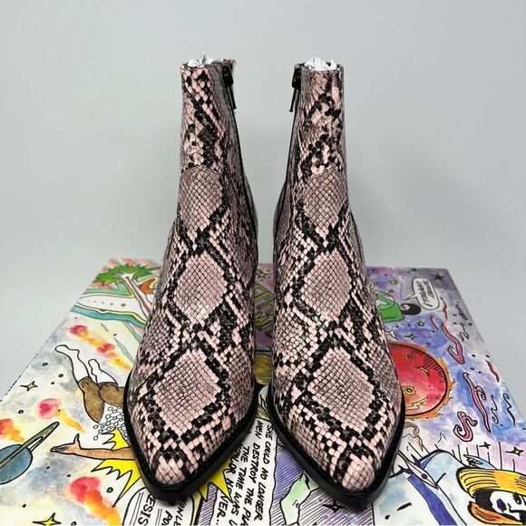 Jeffrey Campbell Kelam Bootie - Picture 4 of 9